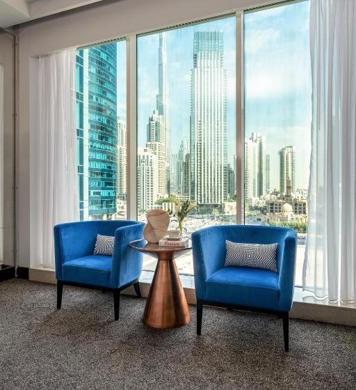 带大床的行政房间, Pullman Dubai Downtown