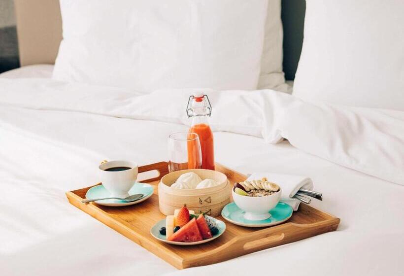 Номер Deluxe Кровать Кинг с Видом, Pullman Dubai Downtown