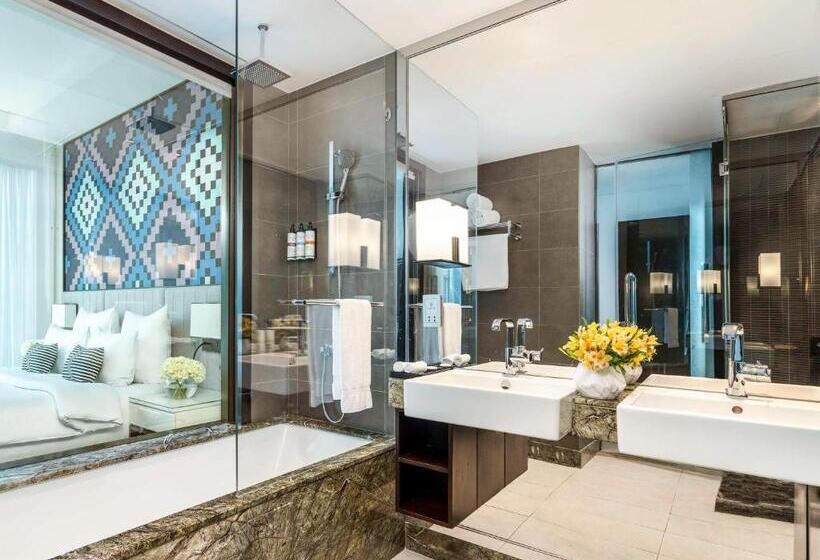 Люкс Superior, Pullman Dubai Downtown