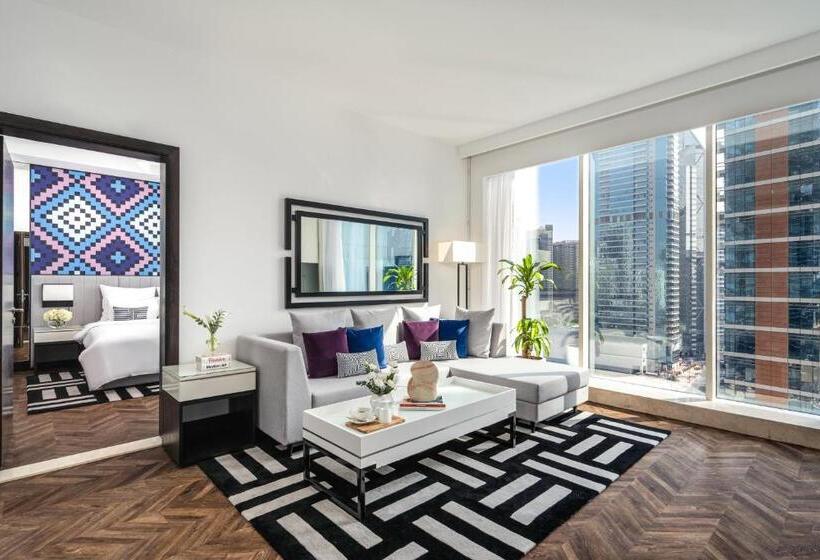 Люкс Повышенной Комфортности, Pullman Dubai Downtown