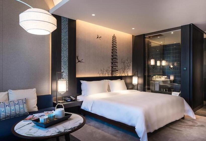 Номер Deluxe Вид на Сад, Pullman Kaifeng Jianye