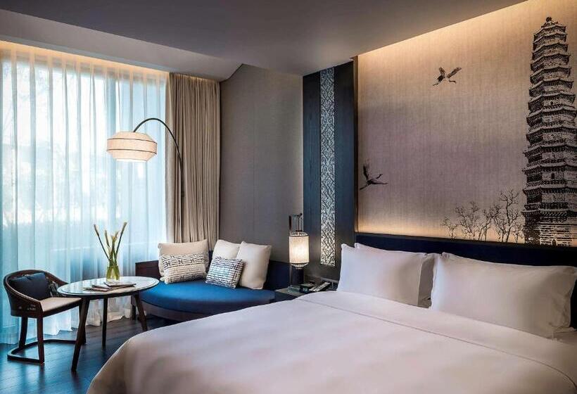 Номер Superior Кровать Кинг, Pullman Kaifeng Jianye