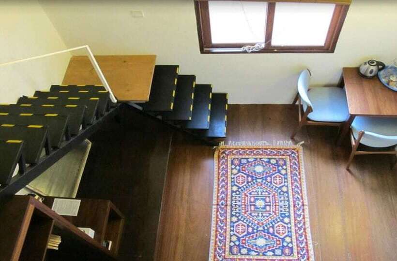 スタンダードルーム, Ren I Tang