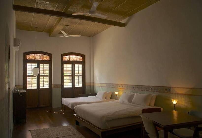 スタンダードスタジオ, Ren I Tang