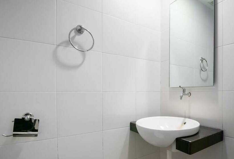 اتاق سوپریور سه تخته, Riverra Inn Langkawi