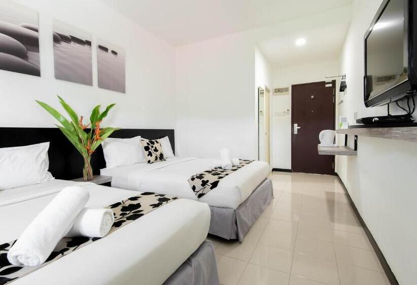 Семейный Номер, Riverra Inn Langkawi