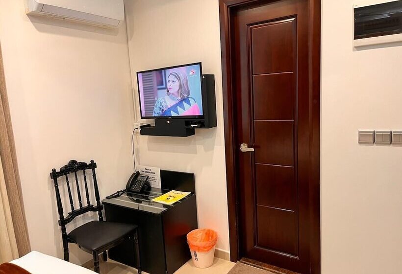 اتاق لوکس, Rivethi Beach