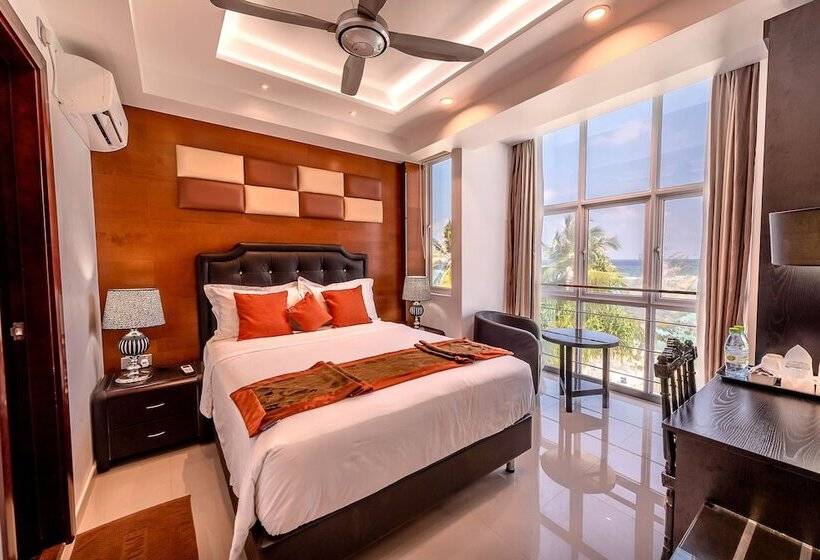 اتاق لوکس با چشم‌انداز دریا, Rivethi Beach