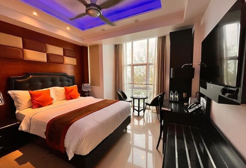 اتاق لوکس با چشم‌انداز دریا, Rivethi Beach