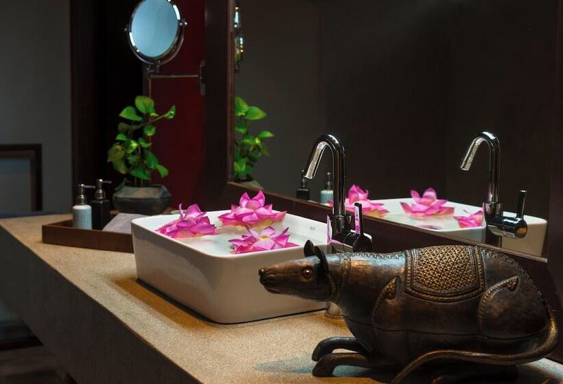 سوییت با چشم‌انداز استخر, Sokkhak Boutique Resort & Spa