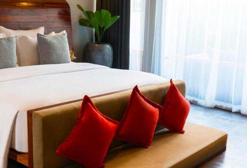 سوییت با چشم‌انداز استخر, Sokkhak Boutique Resort & Spa