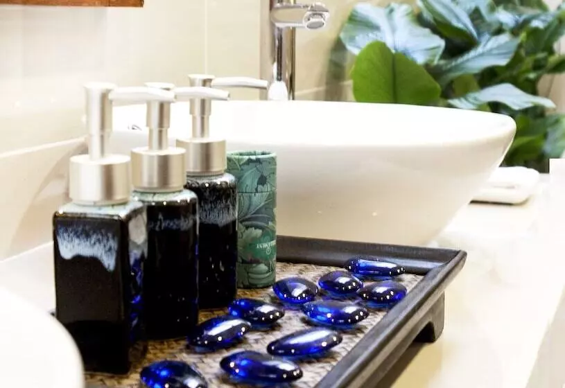 プールの見えるデラックスルーム, Palette Telaga Terrace Boutique Resort