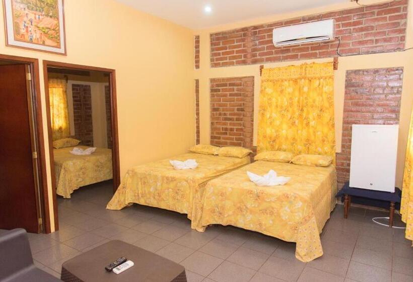 غرفة عائلية, Tropiclub Playa El Cuco