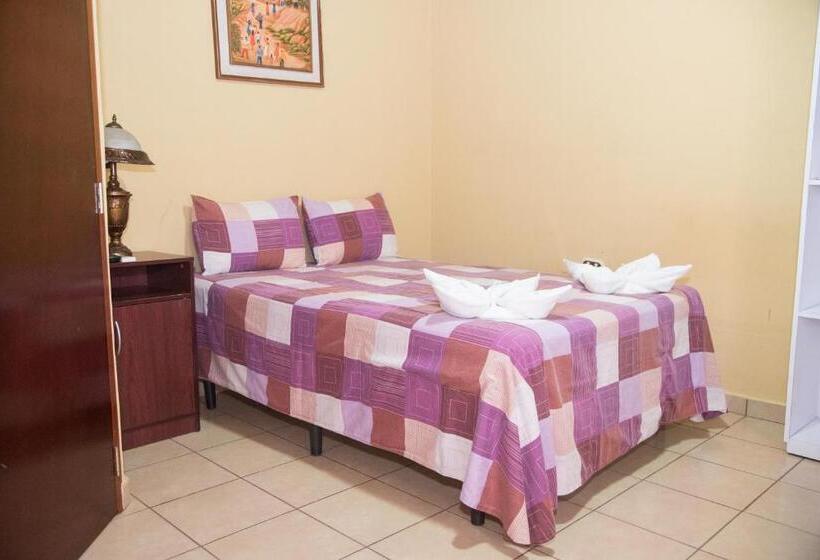 Семейный Номер, Tropiclub Playa El Cuco