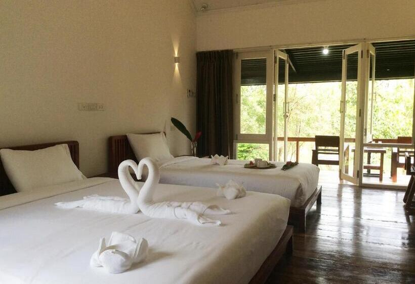 Бунгало Стандарт Вид на Сад, Vang Vieng Eco Lodge