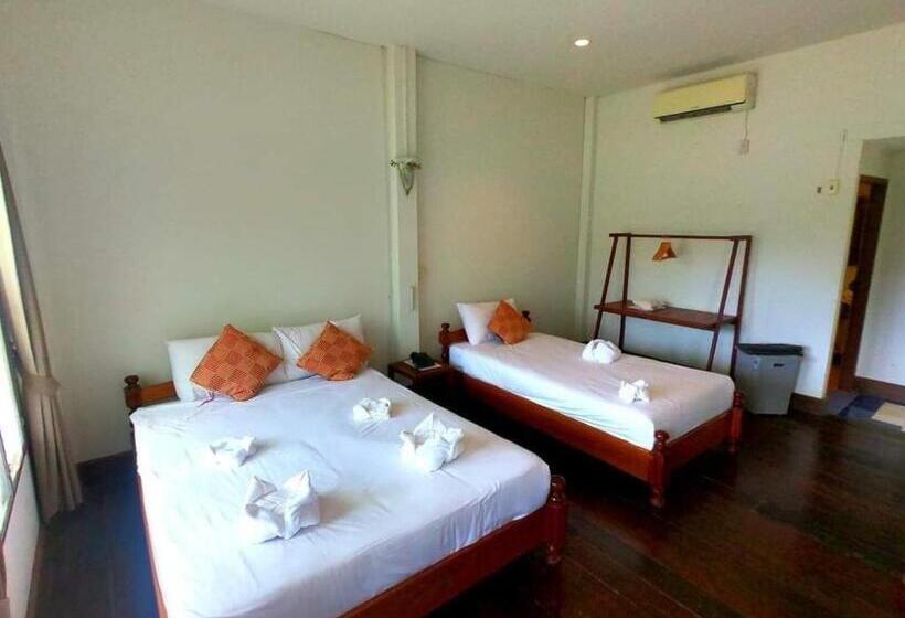 Номер Стандарт Трехместный, Vang Vieng Eco Lodge