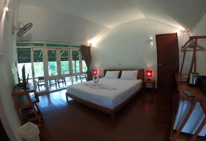 디럭스 룸, Vang Vieng Eco Lodge