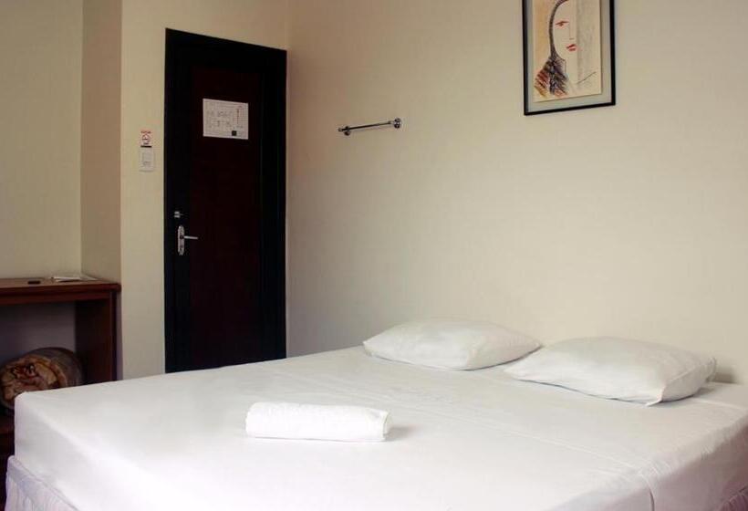 Quarto Familiar, Vitoria Itajai