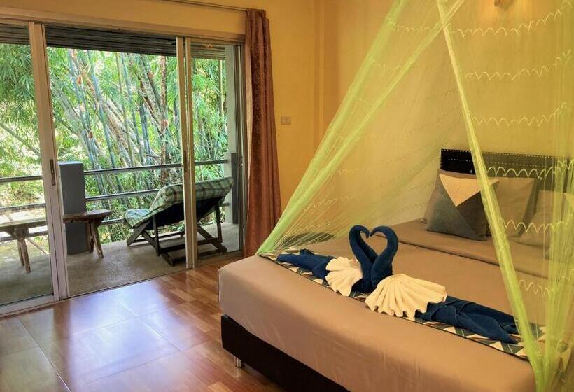 Standard bungalow river view, Khao Sok Morning Mist Resort