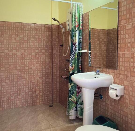 Family bungalow with river view, Khao Sok Morning Mist Resort