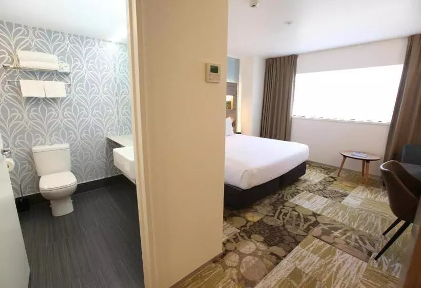 キングサイドベッドのスタンダードワンルーム, Novotel New Plymouth Taranaki