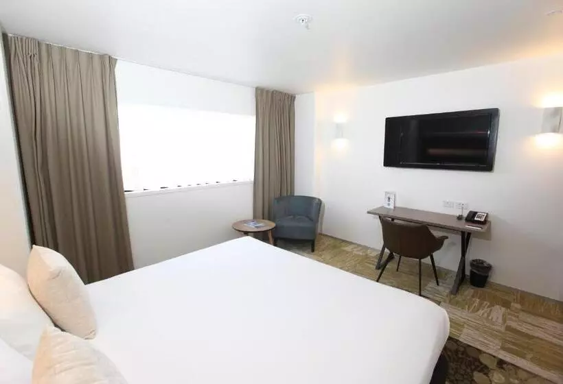 キングサイドベッドのスタンダードワンルーム, Novotel New Plymouth Taranaki