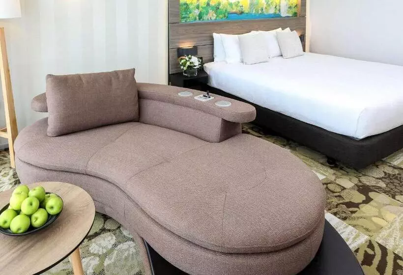 キングサイズベッドのスーペリアルーム, Novotel New Plymouth Taranaki