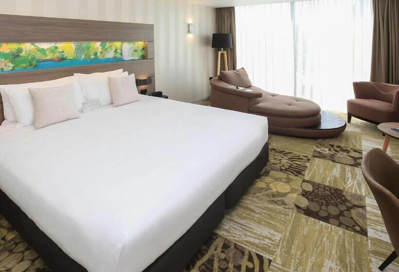 اتاق سوپریور با تخت بزرگ, Novotel New Plymouth Taranaki