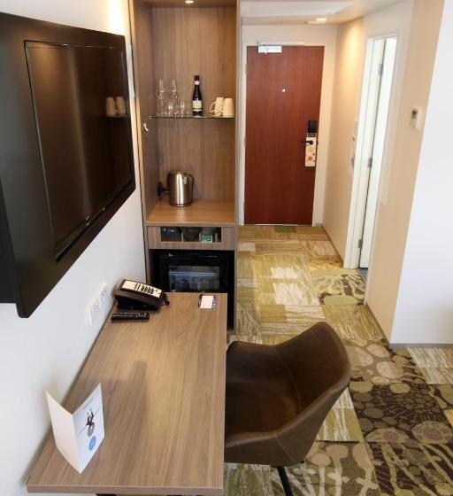 Номер Superior Кровать Кинг, Novotel New Plymouth Taranaki