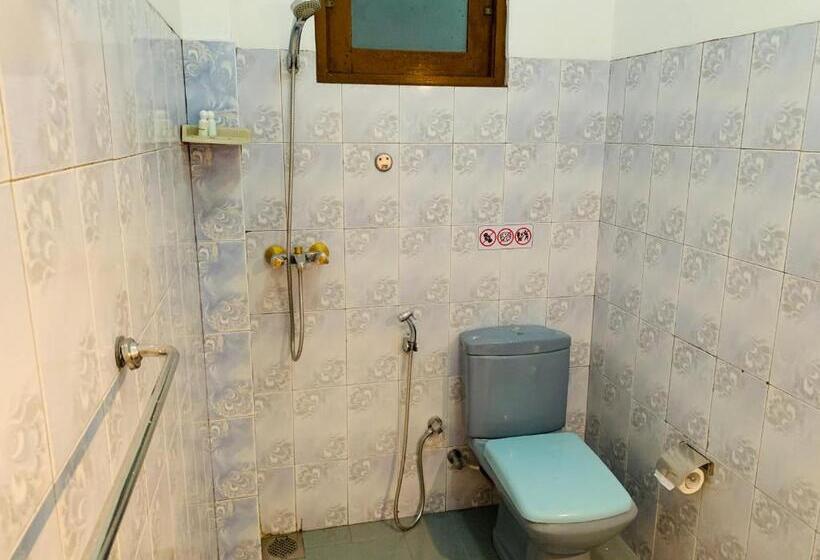 غرفة قياسية, Sam's Guest House