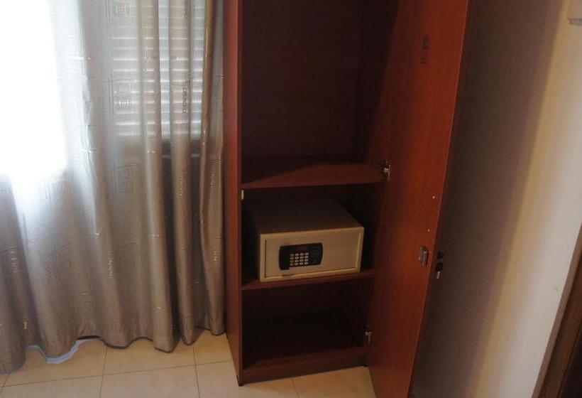 غرفة سوبيريور, Sam's Guest House