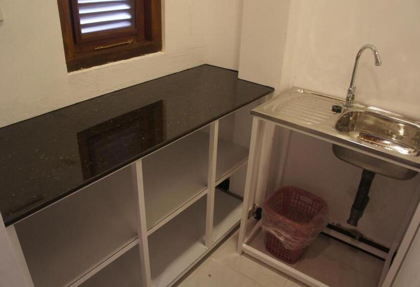 غرفة سوبيريور سرير كينج, Sam's Guest House