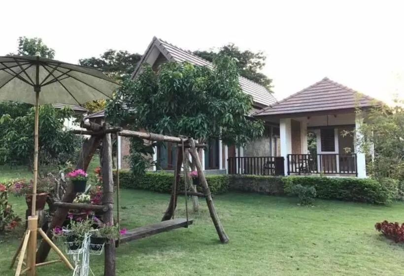 Villa 2 Makuuhuonetta, Papai Country Lodge Sha