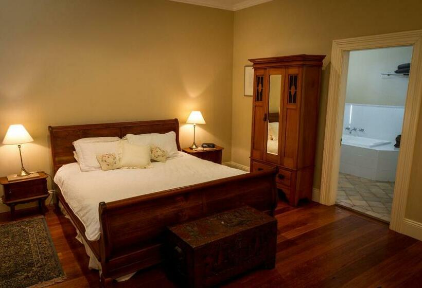 חדר דחוקס עם מיטת קינג, Tizzana Winery Bed And Breakfast