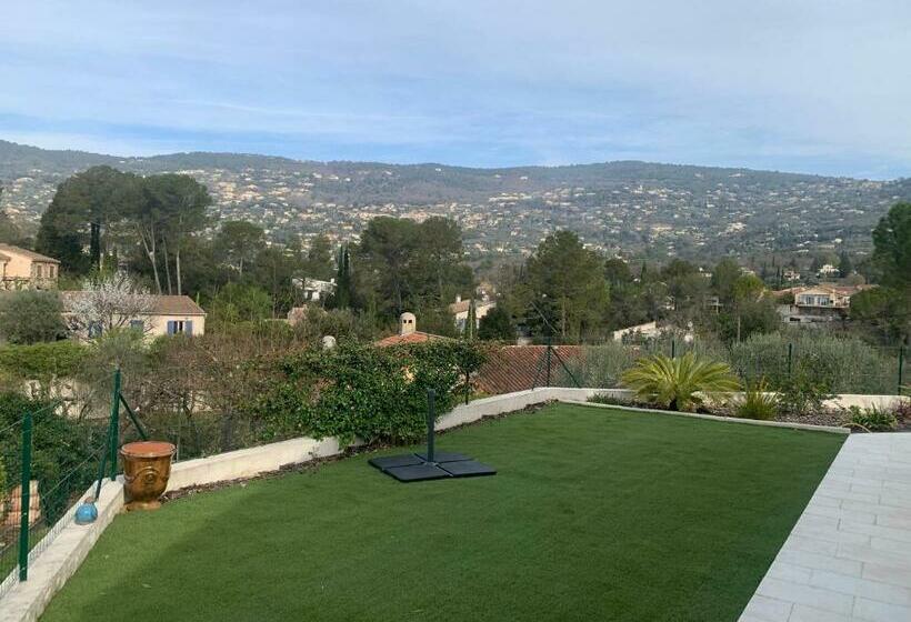 デラックスルーム, Mas Madilauric 2 Bnb