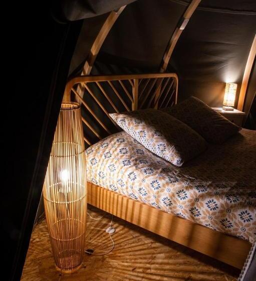 标准房带园景, Bulles D Olive Bulle Provence