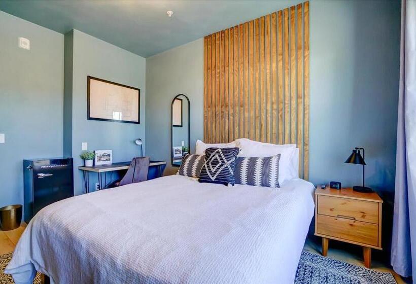 חדר סטודיו סטנדרד, 201  Single Queen