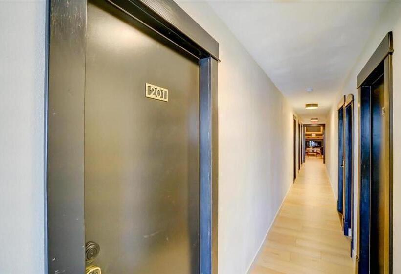 חדר סטודיו סטנדרד, 201  Single Queen