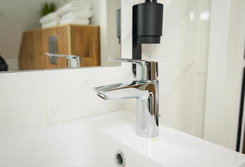 آپارتمان 2 خوابه, Forest Boutique