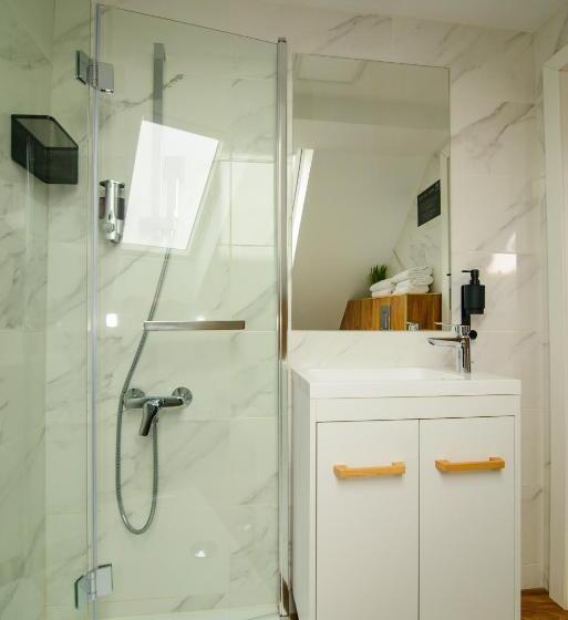 آپارتمان 2 خوابه, Forest Boutique