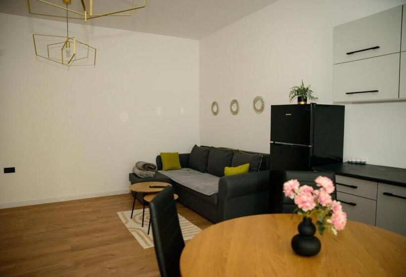 آپارتمان 1 خوابه, Forest Boutique