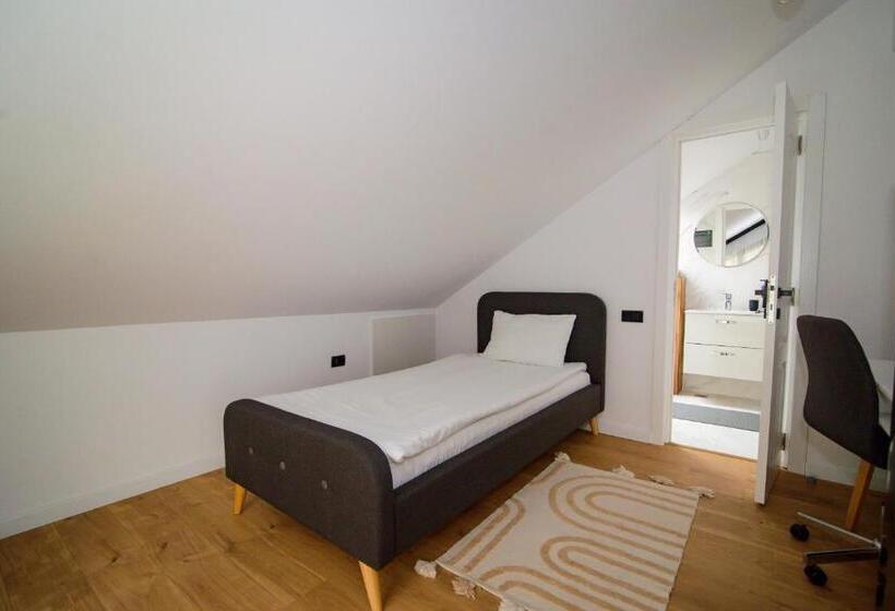 اتاق لوکس, Forest Boutique