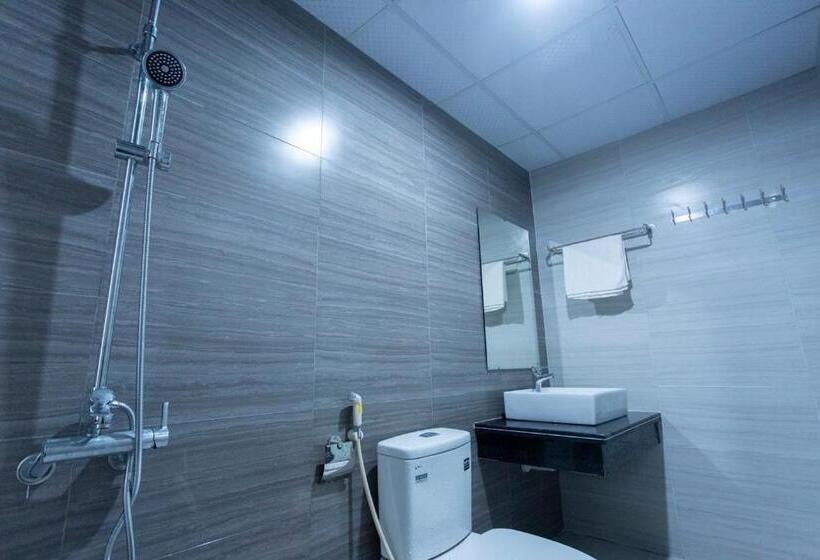 اتاق استاندارد, Huyền Lan