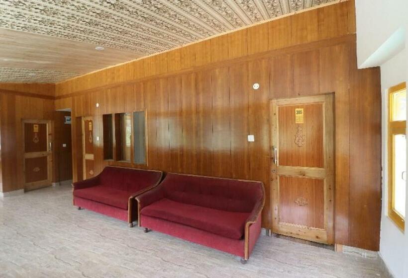 Klassiskt Trippelrum, Oyo Flagship 81132  Beas Regency