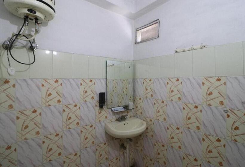 Klassiskt Trippelrum, Oyo Flagship 81132  Beas Regency