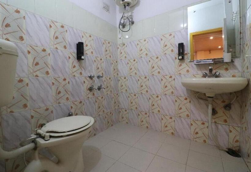 Klassiskt Trippelrum, Oyo Flagship 81132  Beas Regency