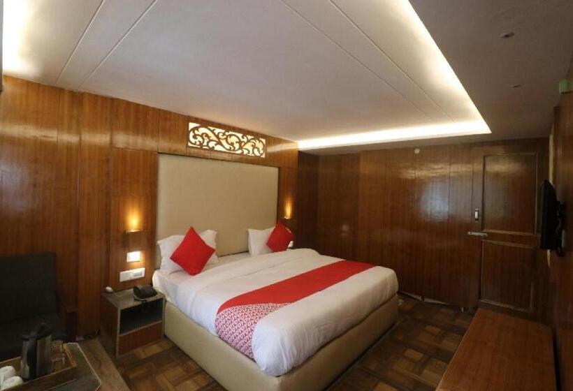 Klassiskt Trippelrum, Oyo Flagship 81132  Beas Regency