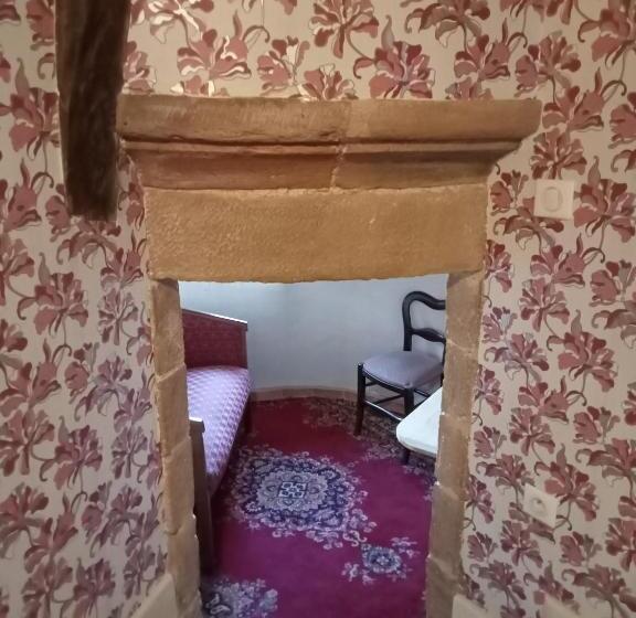 جناح ديلوكس, Château De Vassinhac Chambres D Hôtes Collonges La Rouge