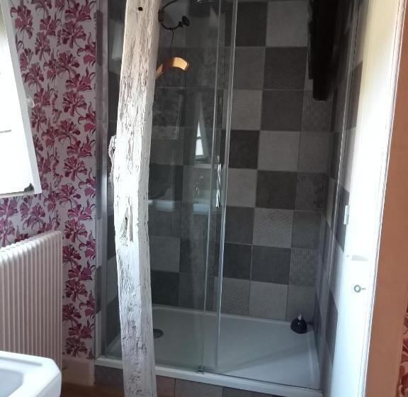 جناح ديلوكس, Château De Vassinhac Chambres D Hôtes Collonges La Rouge