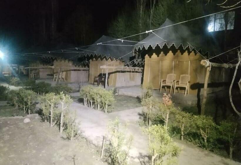 デラックスルーム, One Stop Camp   Tsokar Ladakh Ut